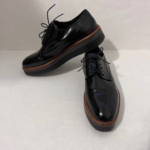 Vince Patent Lace Up Platform Loafers Shoes sz 9
